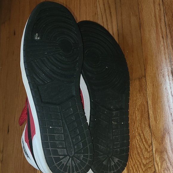 Jordans Men Size 13 - Picture 5 of 7